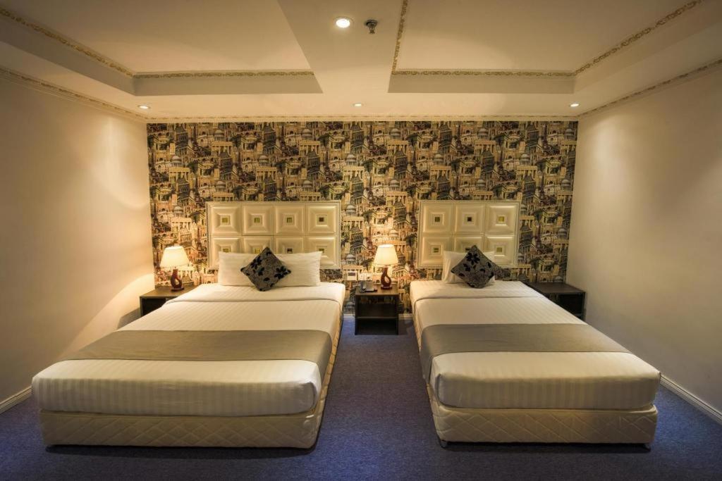 Golden Crown Hotel Saigon Ho Chi Minh City Exterior photo