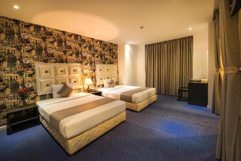 Golden Crown Hotel Saigon Ho Chi Minh City Exterior photo